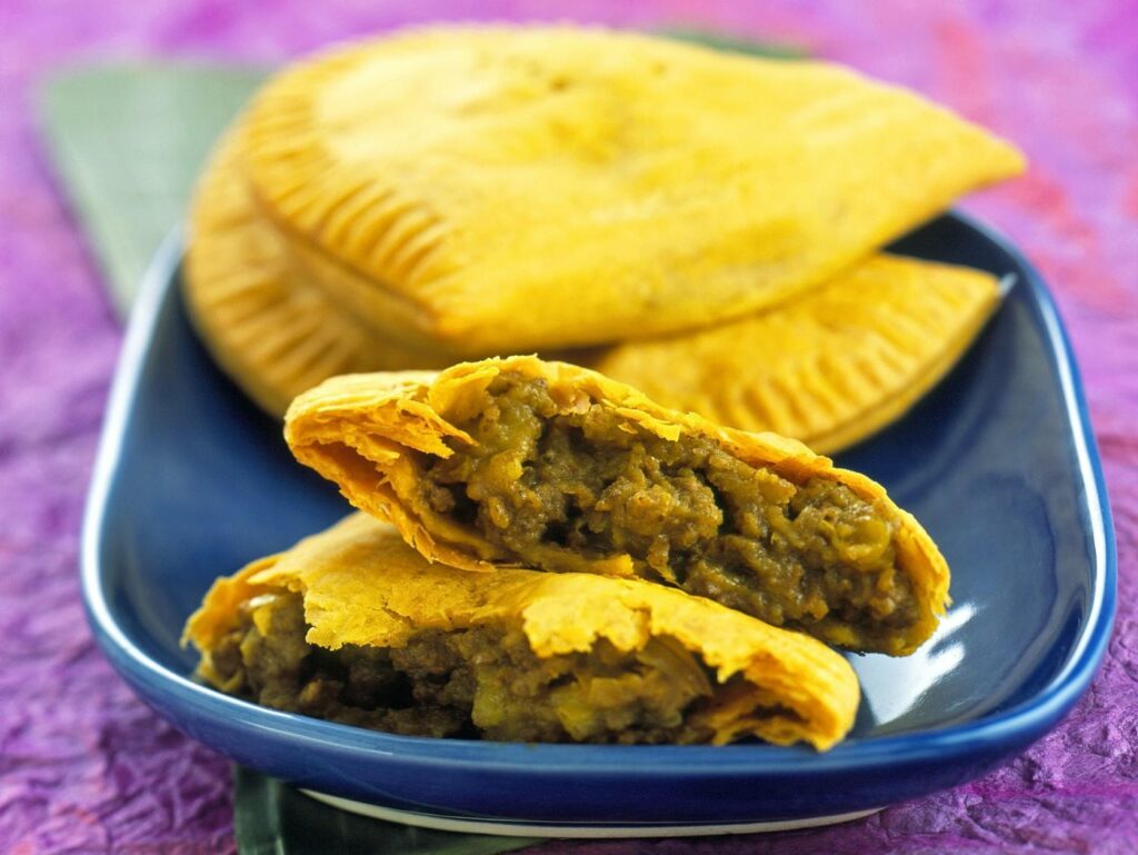 Jamaikanische Patties